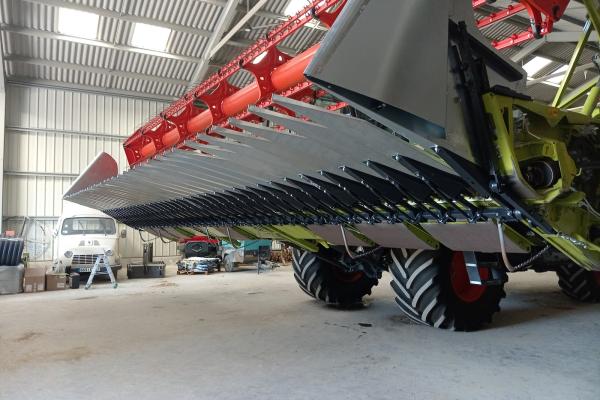 COUPE TOURNESOL CLAAS
