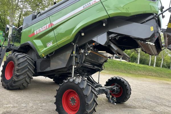 LEVE ARRIERE SUR FENDT 6335 CPL