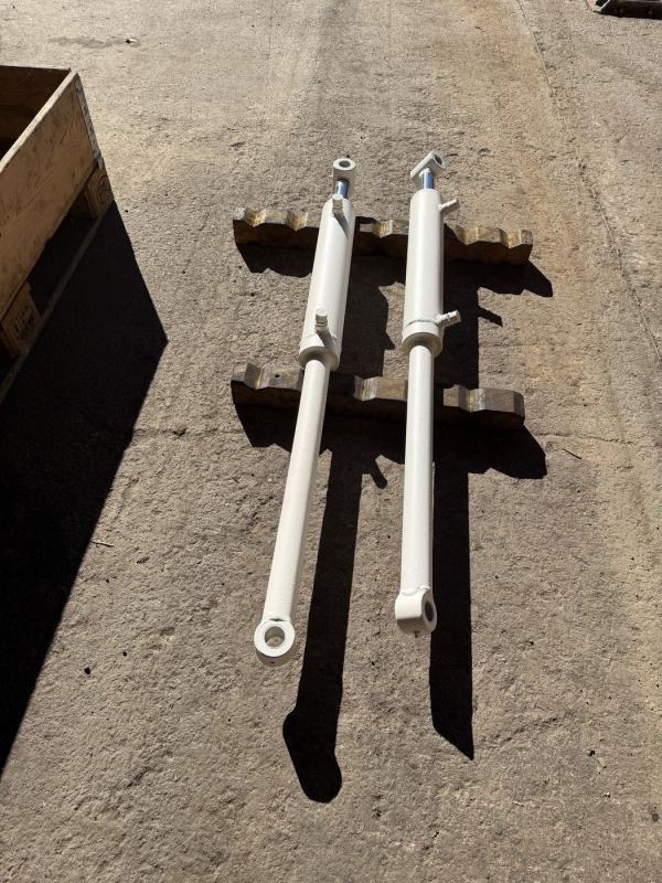 VERINS HYDRAULIQUES DE FOURCHE